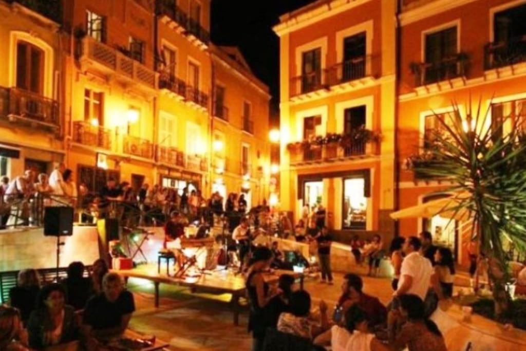 Stupenda Suite A Cagliari Piazza Galilei المظهر الخارجي الصورة