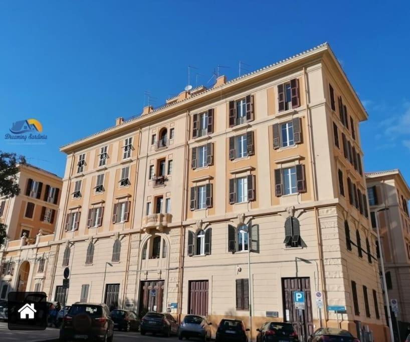 Stupenda Suite A Cagliari Piazza Galilei المظهر الخارجي الصورة